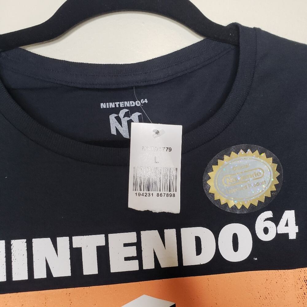 Nintendo 64 Graphic Black T-shirt - Picture 5 of 6